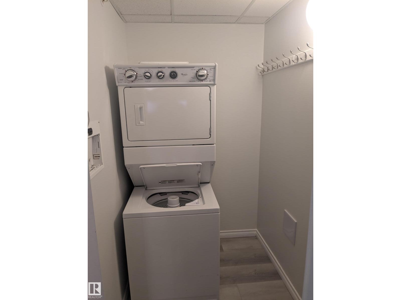 Photo 22 of 118 2503 Hanna Cr Nw, Edmonton AB