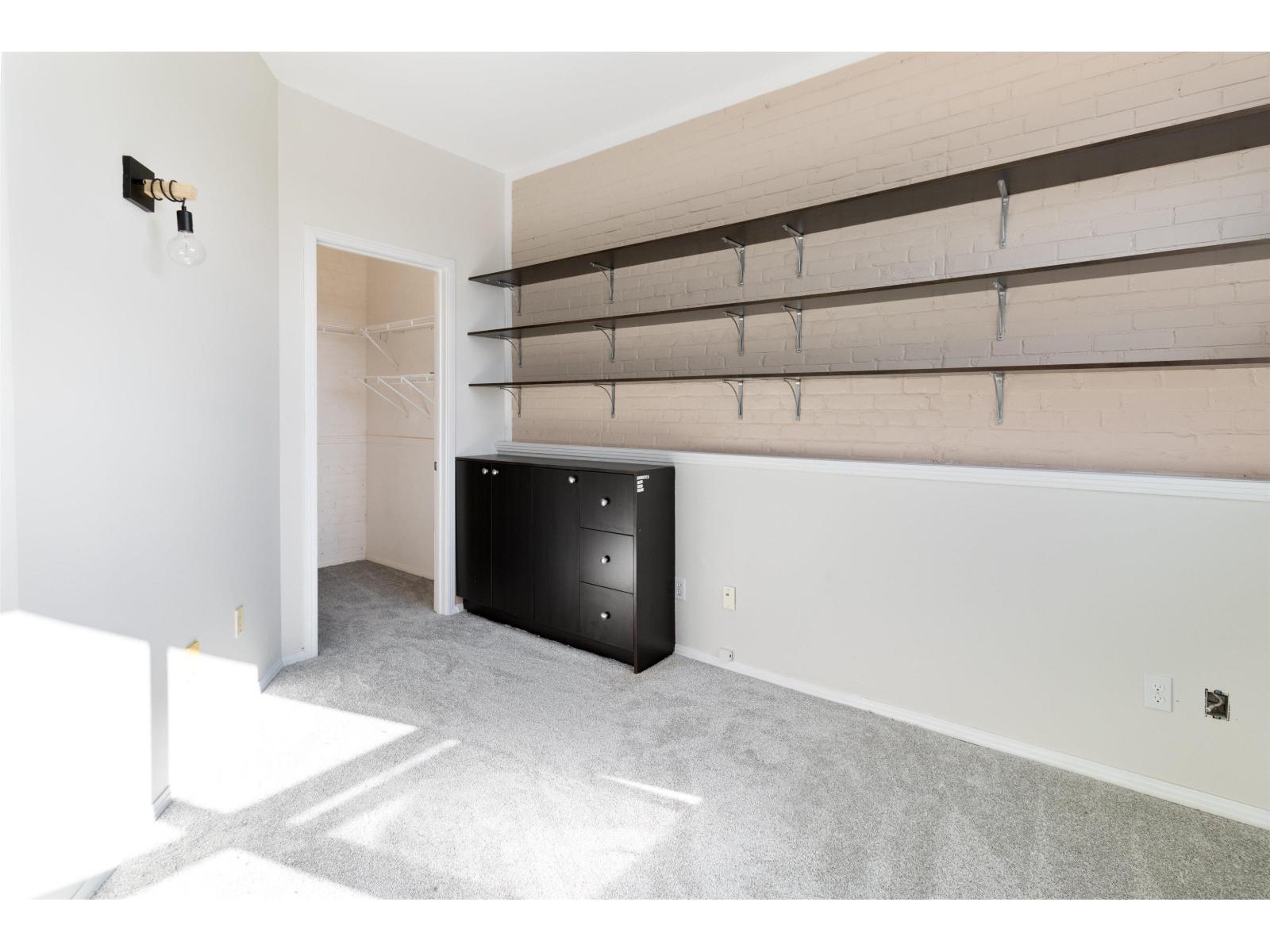 Photo 7 of 511 10728 82 Av Nw, Edmonton AB