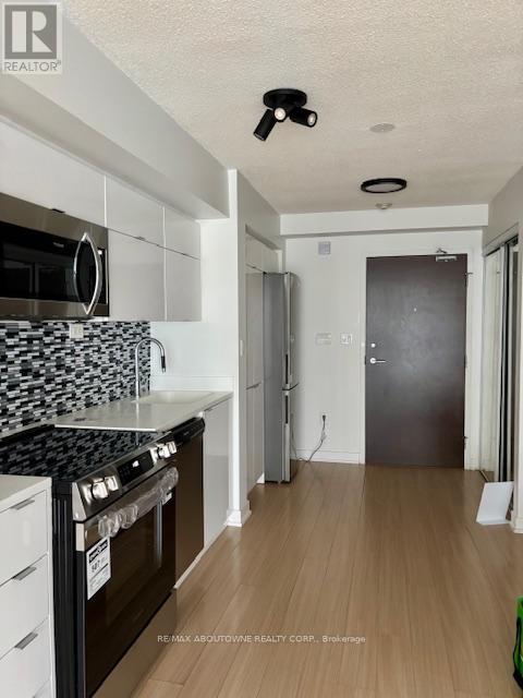 Photo 9 of 2805 21 Iceboat Terrace, Toronto ON