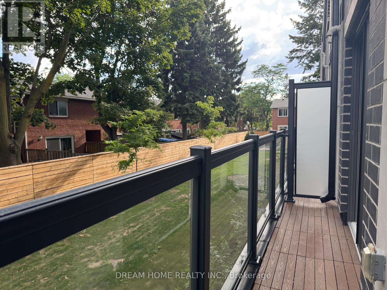 Photo 27 of 205 3425 Sheppard Avenue E, Toronto ON