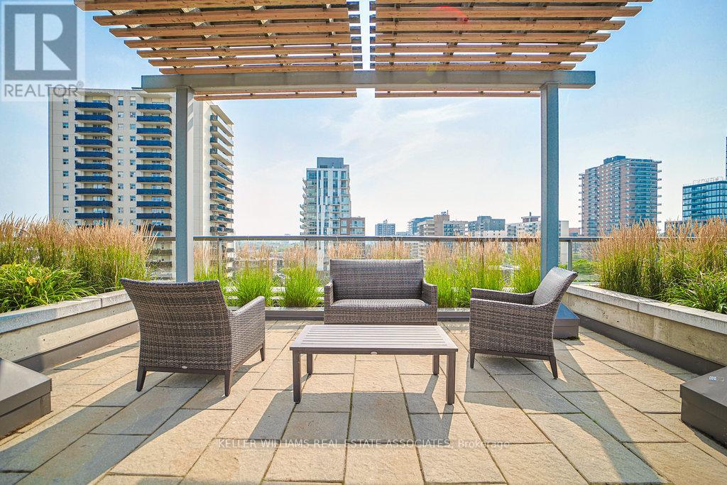 Photo 6 of 609 1 Hurontario Street, Mississauga ON