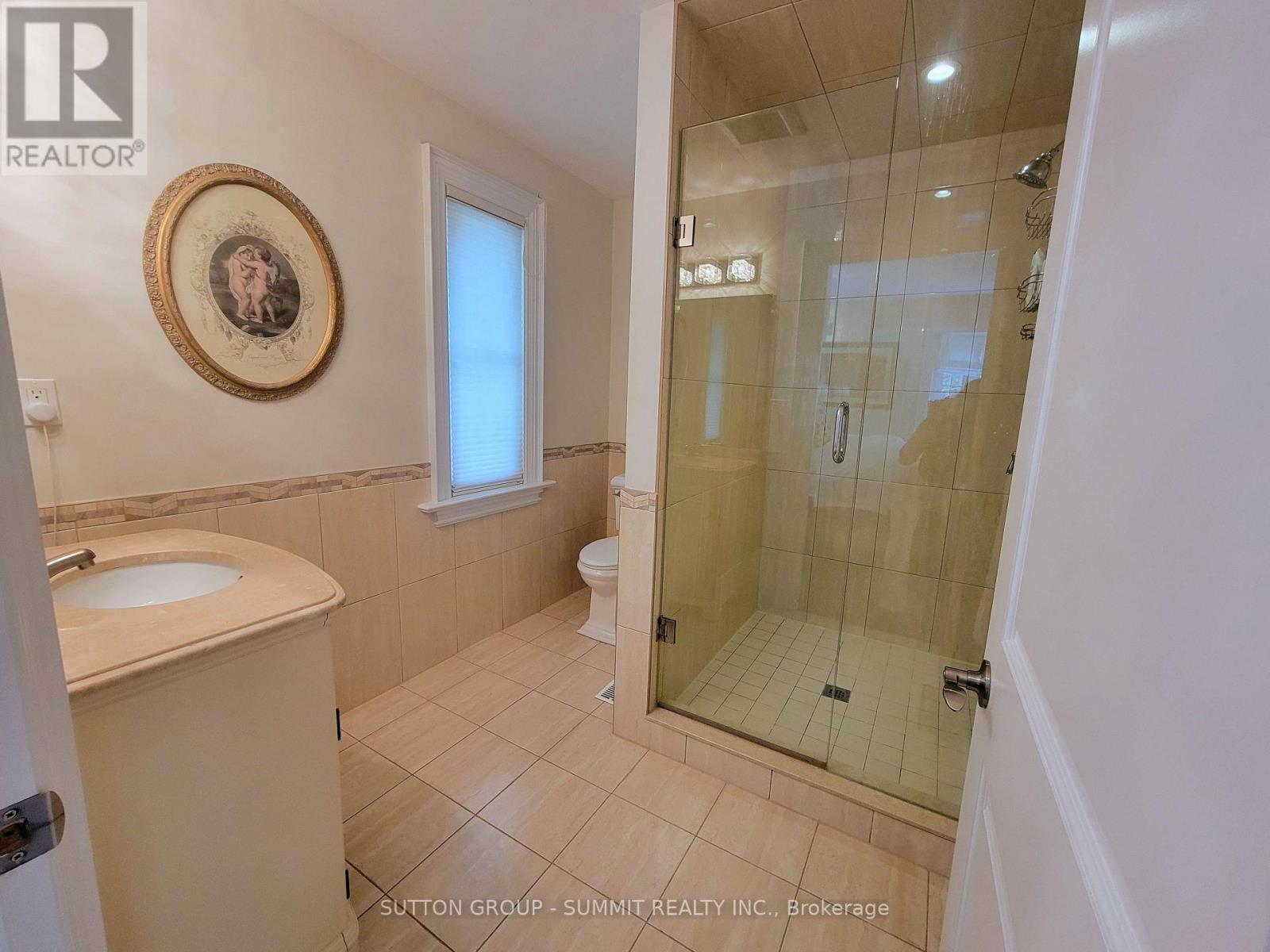 Photo 20 of 353 Queen Street S, Mississauga ON