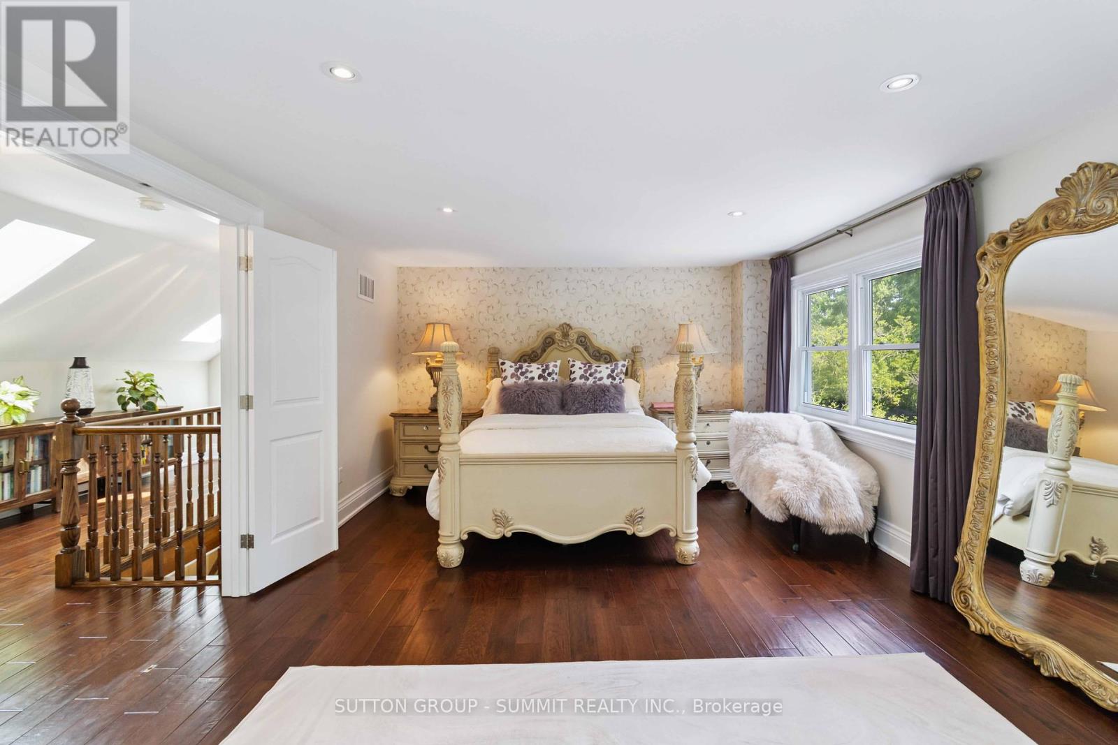 Photo 38 of 353 Queen Street S, Mississauga ON