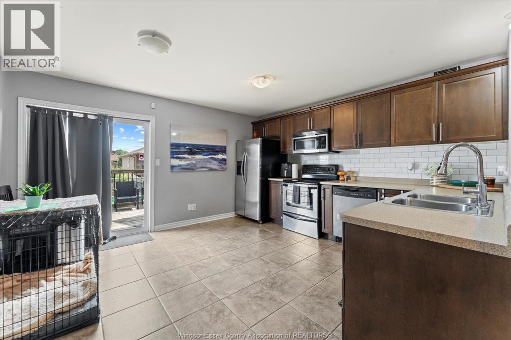 Photo 5 of 1064 Pearson Avenue, Windsor ON