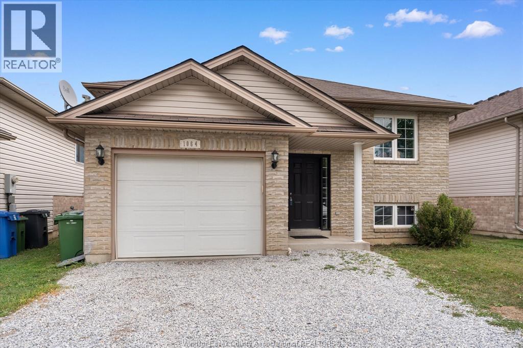 Photo 30 of 1064 Pearson Avenue, Windsor ON