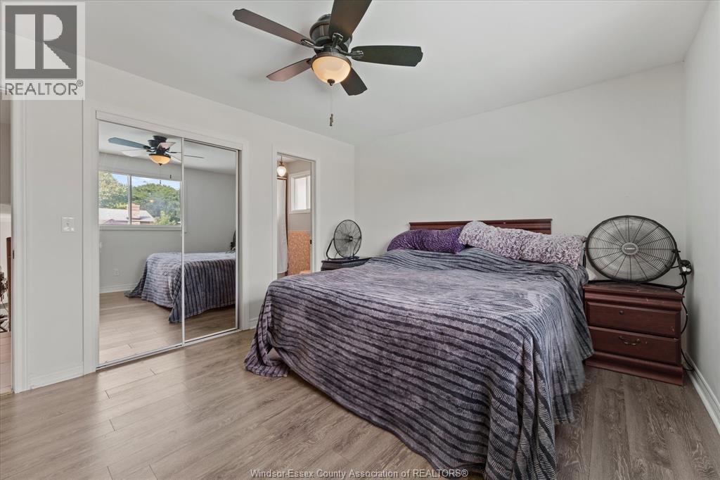 Photo 37 of 10540 Halstead Crescent, Windsor ON