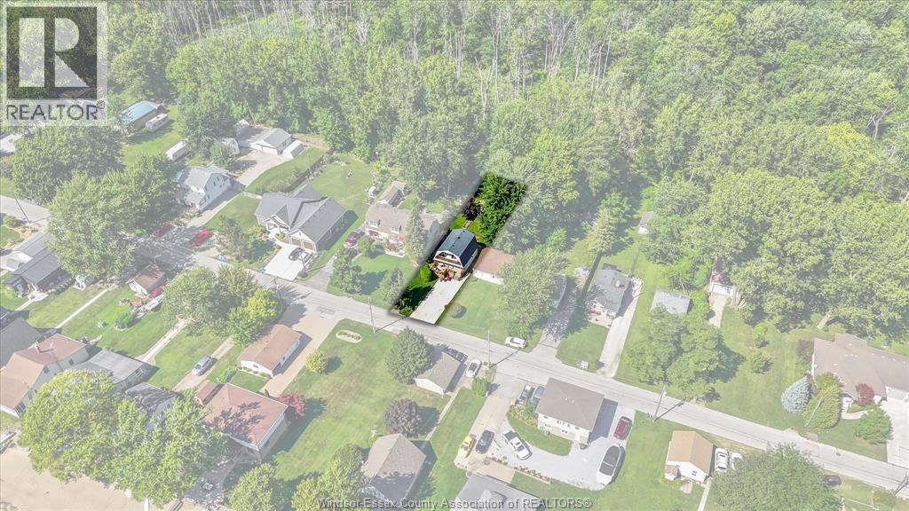 Photo 28 of 374 Lakewood Drive, Amherstburg ON
