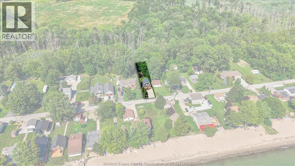 Photo 30 of 374 Lakewood Drive, Amherstburg ON
