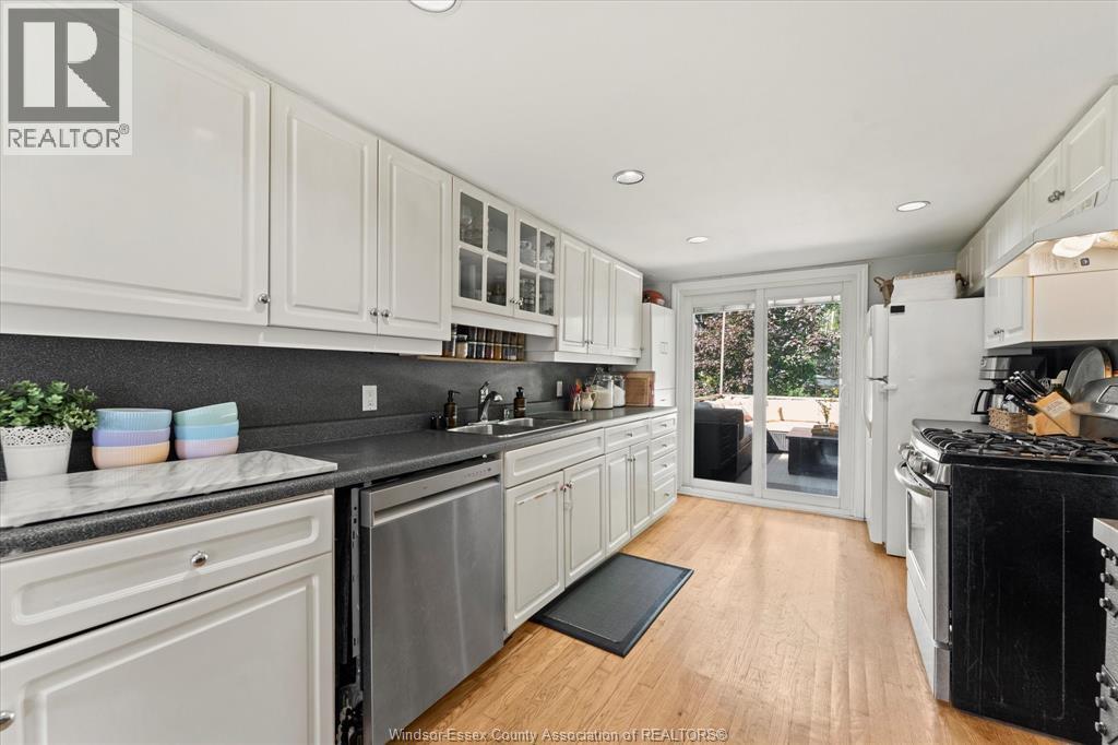Photo 8 of 374 Lakewood Drive, Amherstburg ON