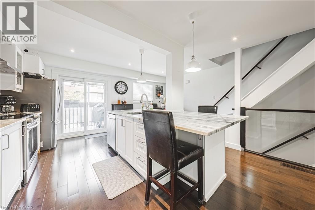 Photo 34 of 1155 Paramount Drive Unit 26, Stoney Creek ON