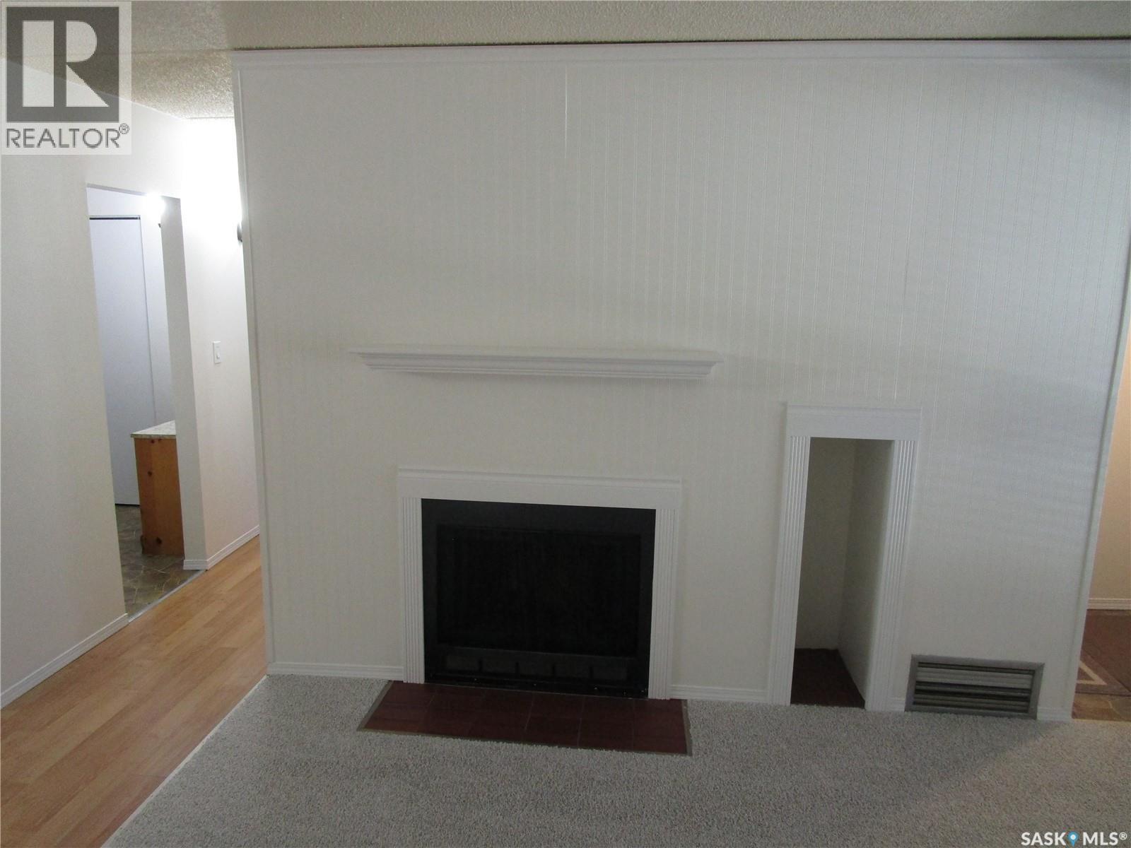 Photo 2 of 184 160 Gore Place, Regina SK