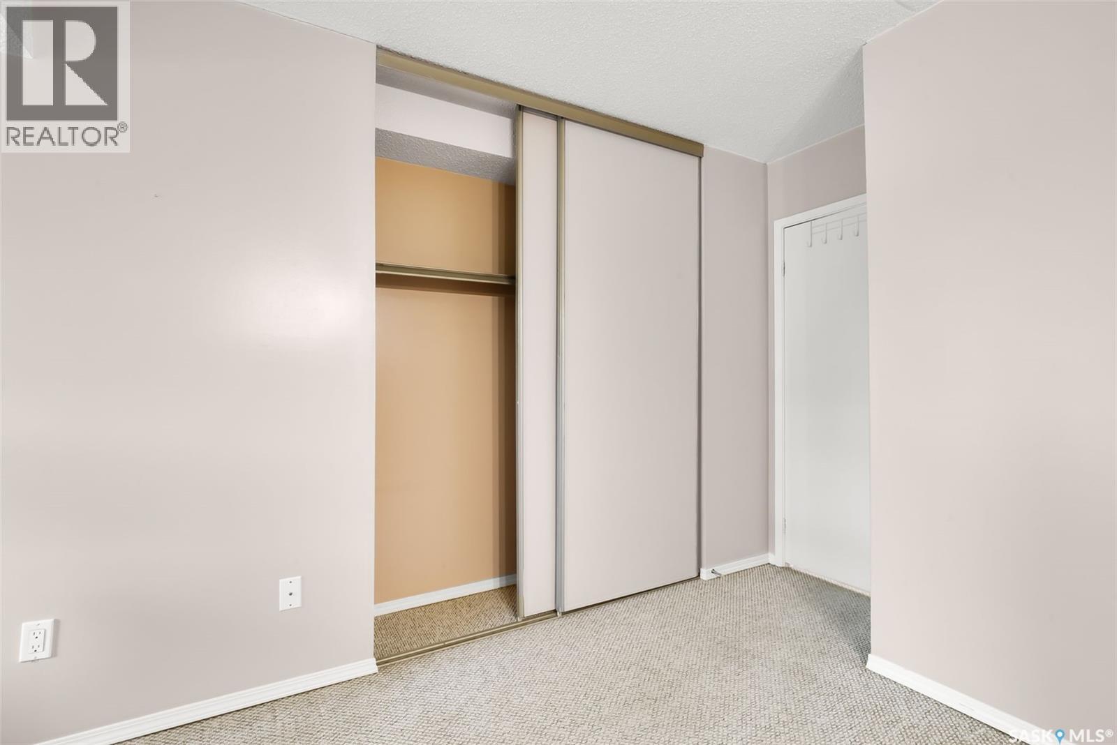 Photo 8 of 184 160 Gore Place, Regina SK