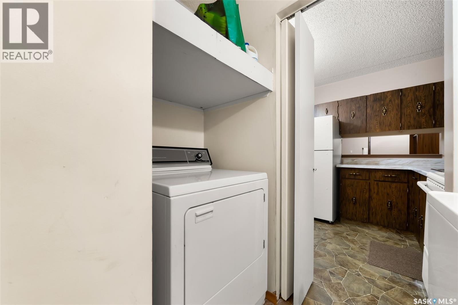 Photo 4 of 184 160 Gore Place, Regina SK