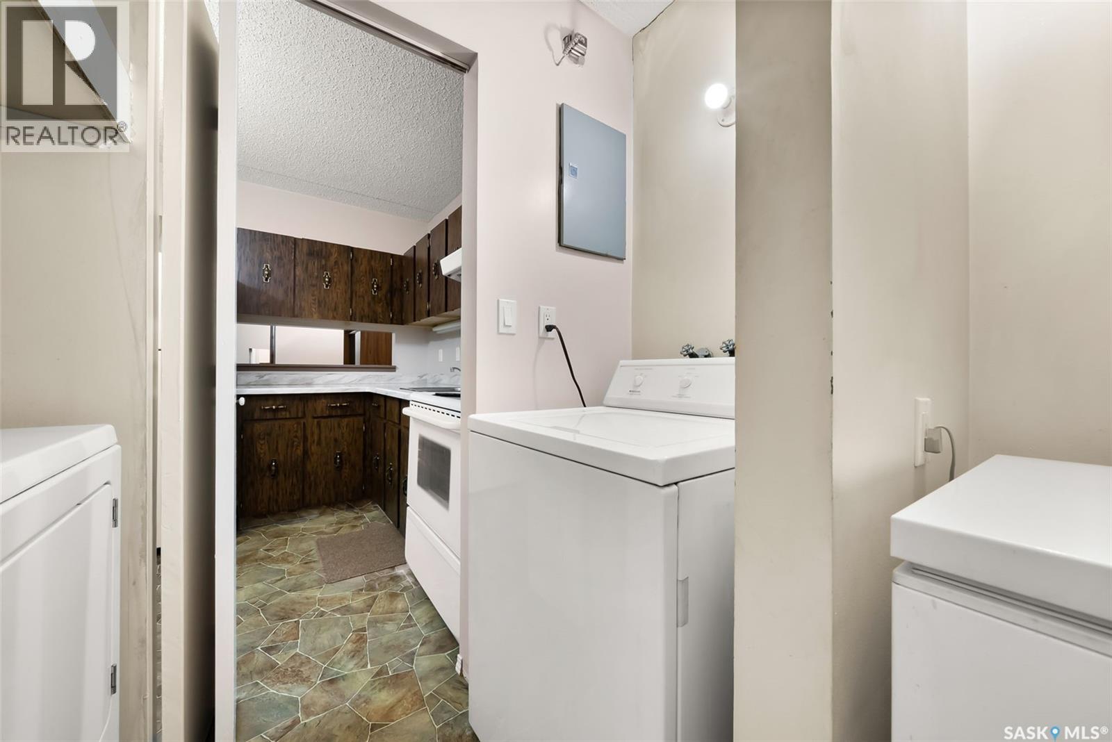 Photo 19 of 184 160 Gore Place, Regina SK