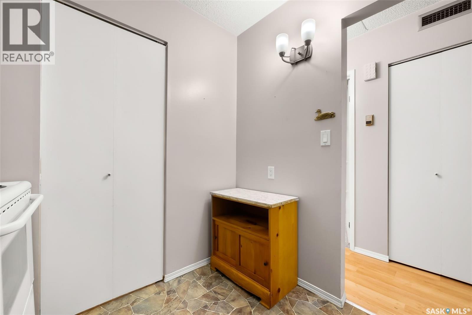 Photo 6 of 184 160 Gore Place, Regina SK