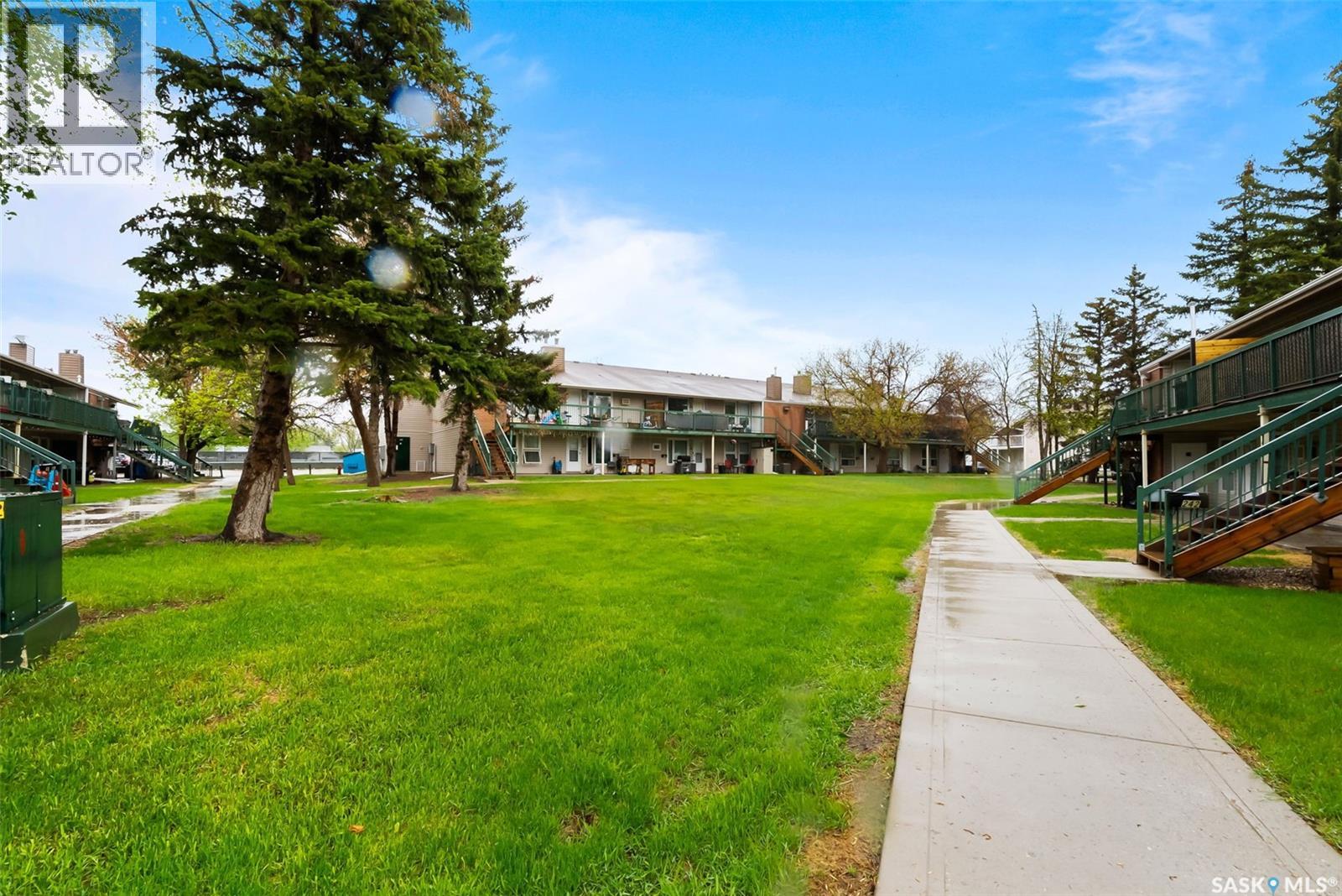 Photo 13 of 184 160 Gore Place, Regina SK