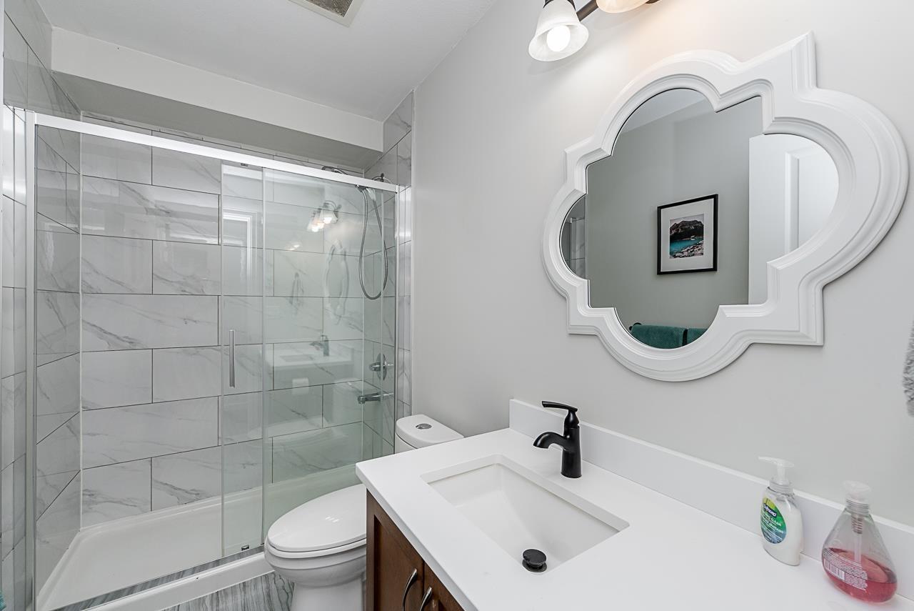 Photo 32 of 7078 179 Street, Surrey BC