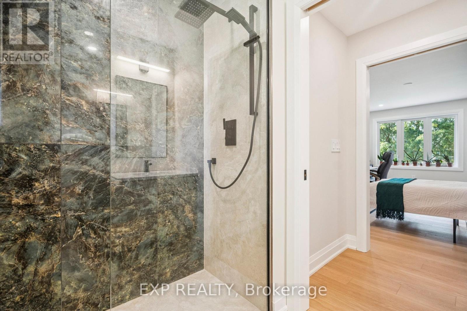 Photo 11 of 29 Kevin Drive, Pelham ON