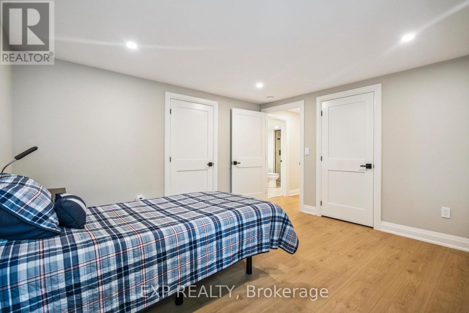Photo 10 of 29 Kevin Drive, Pelham ON
