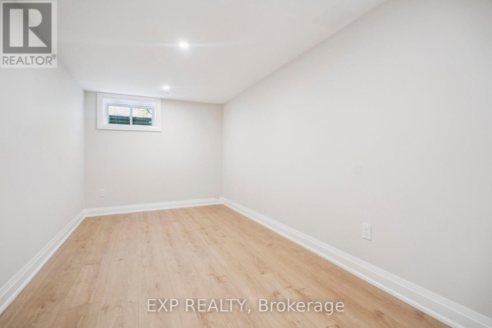 Photo 1 of 29 Kevin Drive, Pelham ON