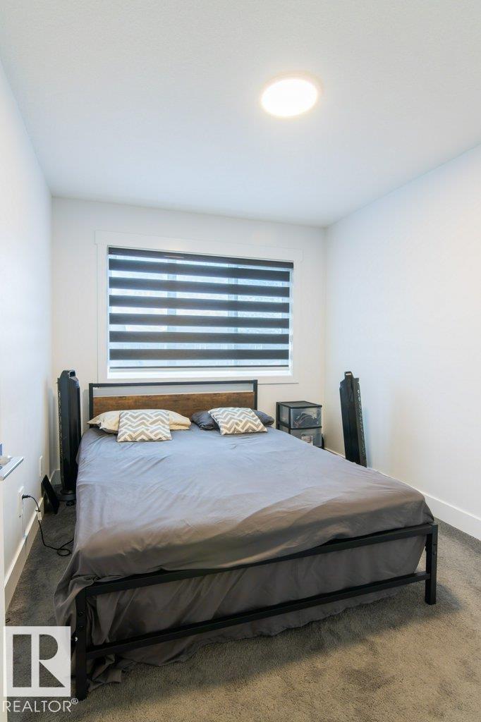 Photo 13 of 1434 Keswick Dr Sw, Edmonton AB