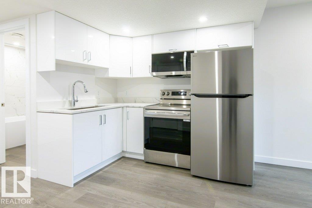 Photo 22 of 1434 Keswick Dr Sw, Edmonton AB
