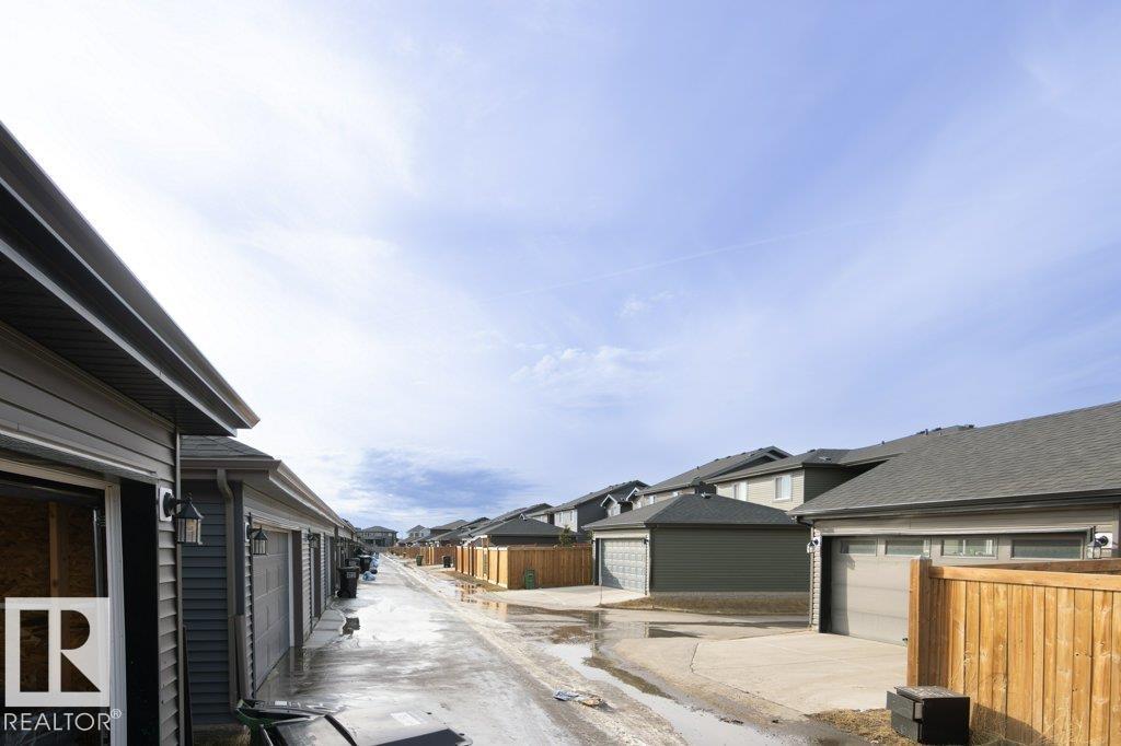 Photo 36 of 1434 Keswick Dr Sw, Edmonton AB
