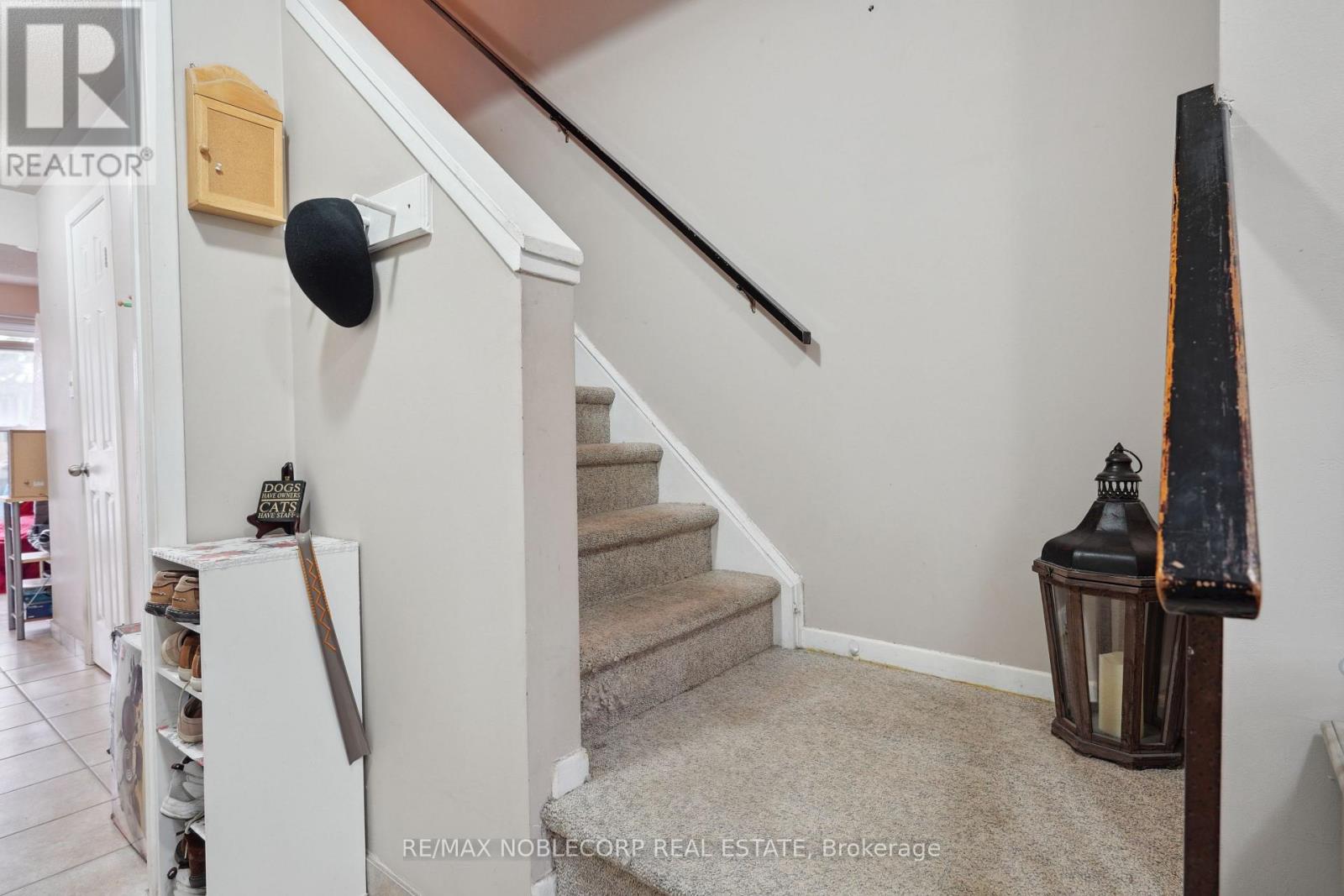 Photo 14 of 34 Corvus Star Way, Toronto ON