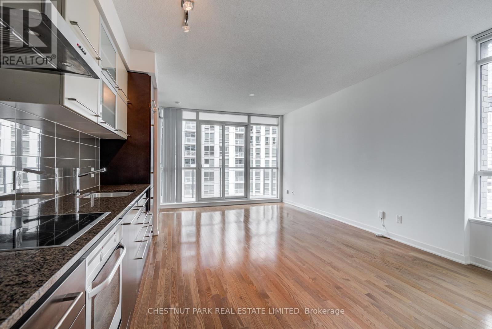 Photo 27 of 1106 770 Bay Street, Toronto ON