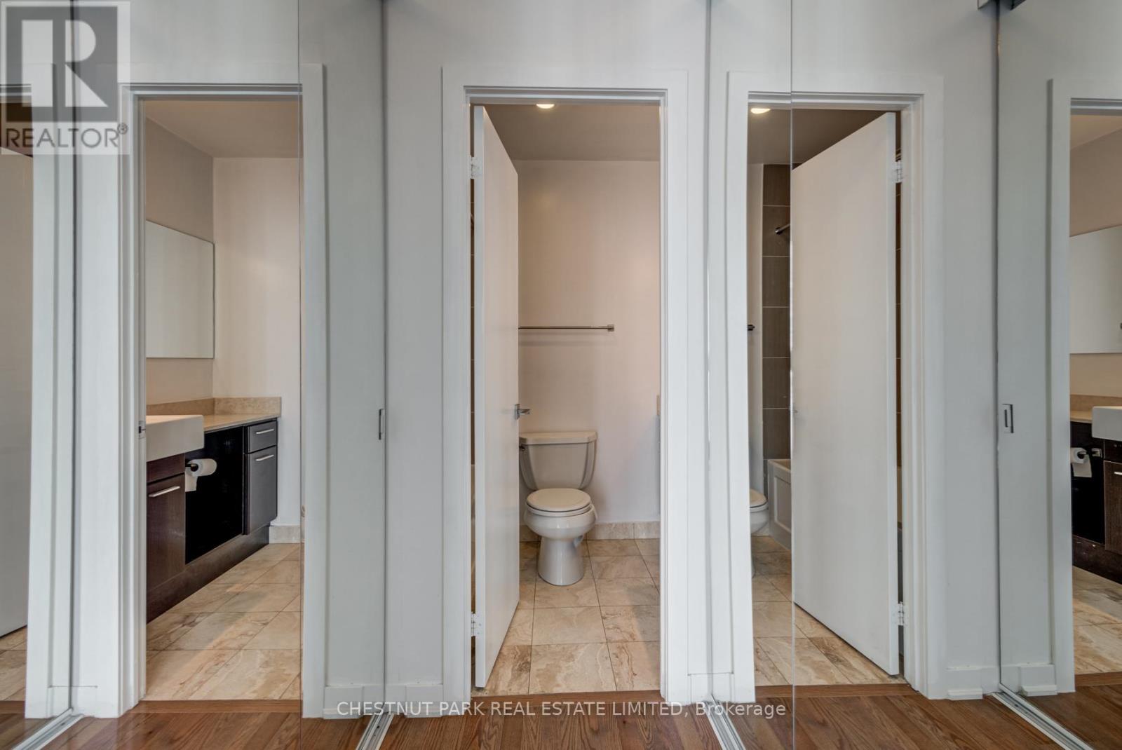 Photo 6 of 1106 770 Bay Street, Toronto ON