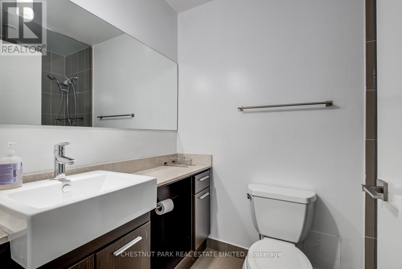 Photo 9 of 1106 770 Bay Street, Toronto ON