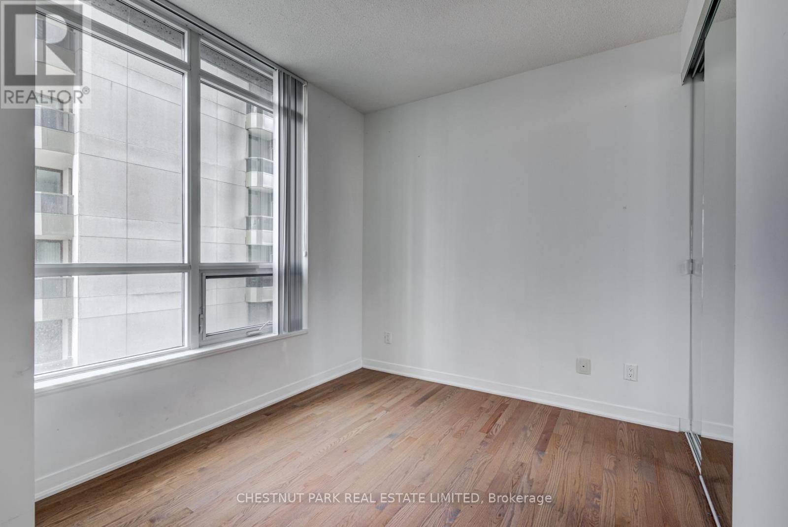 Photo 26 of 1106 770 Bay Street, Toronto ON