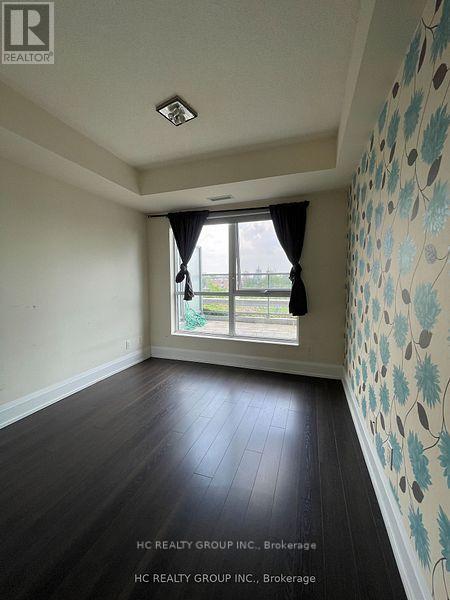 Photo 2 of 318 120 Harrison Garden Boulevard, Toronto ON