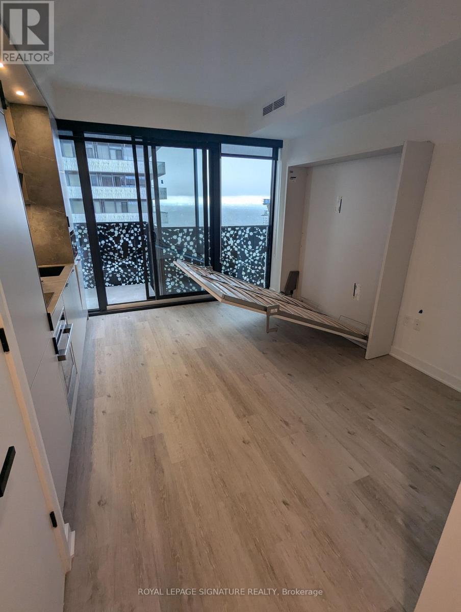 Photo 5 of 4510 55 Charles Street E, Toronto ON