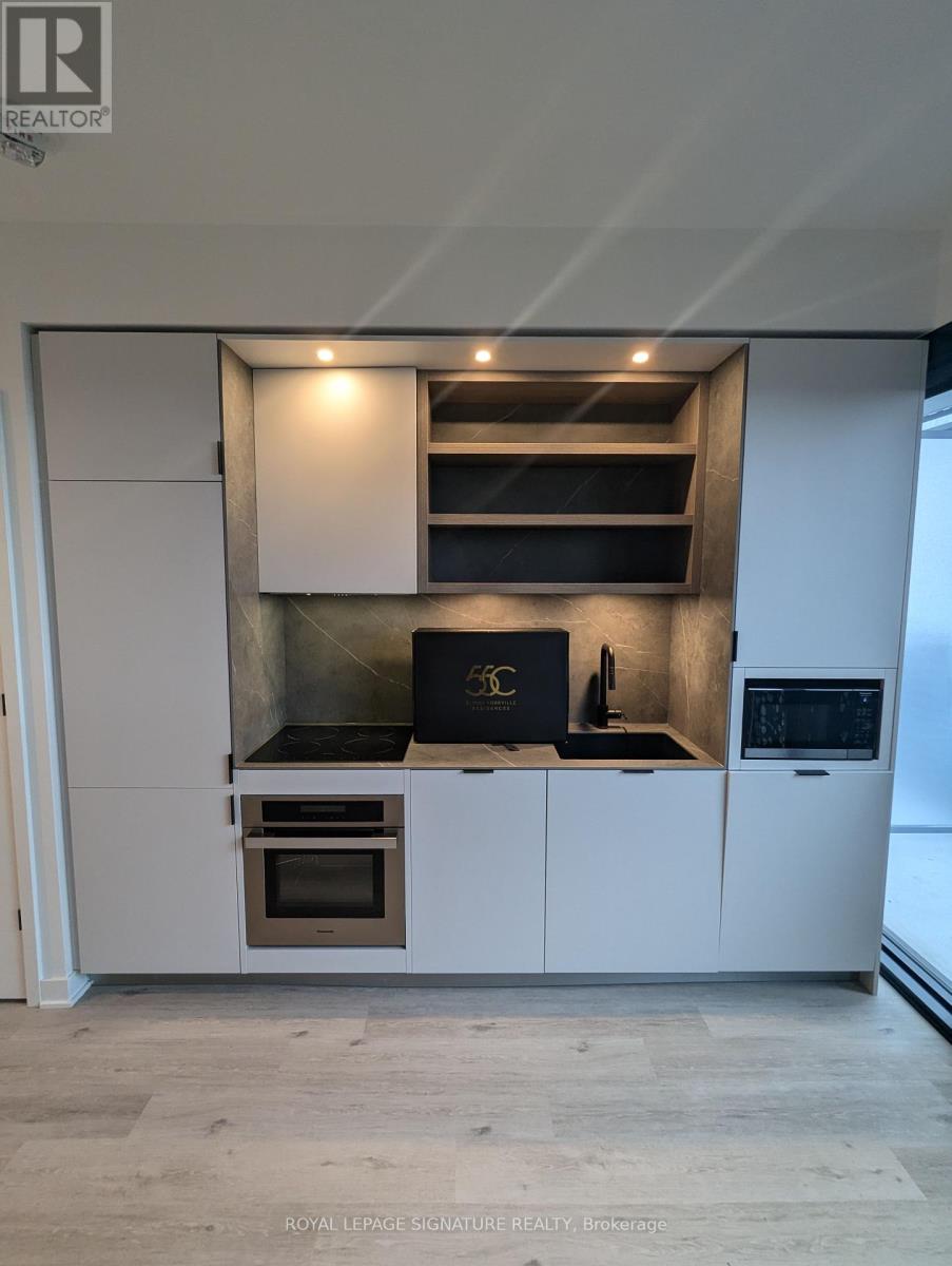 Photo 8 of 4510 55 Charles Street E, Toronto ON