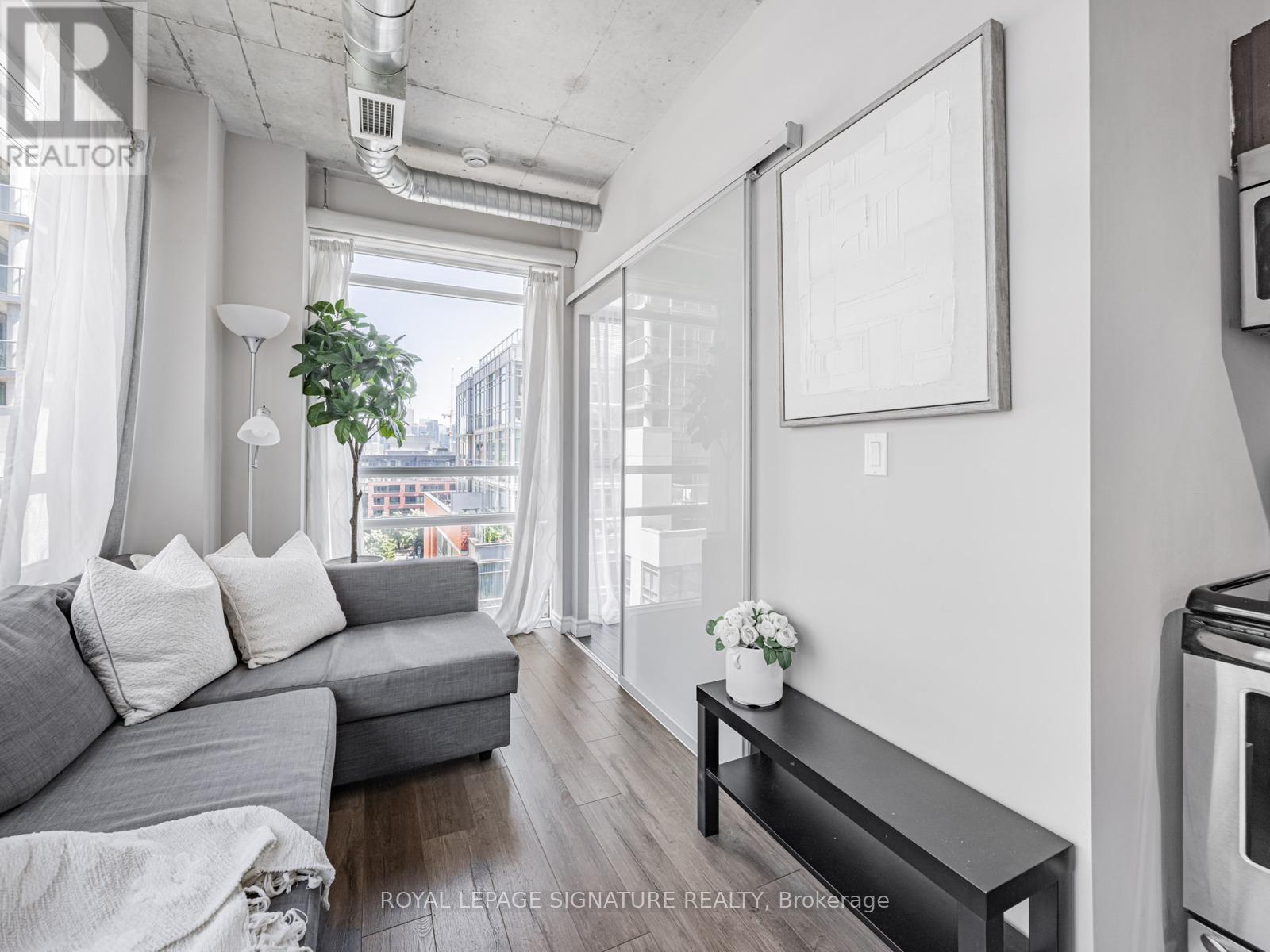 Photo 14 of 806 170 Sudbury Street, Toronto ON