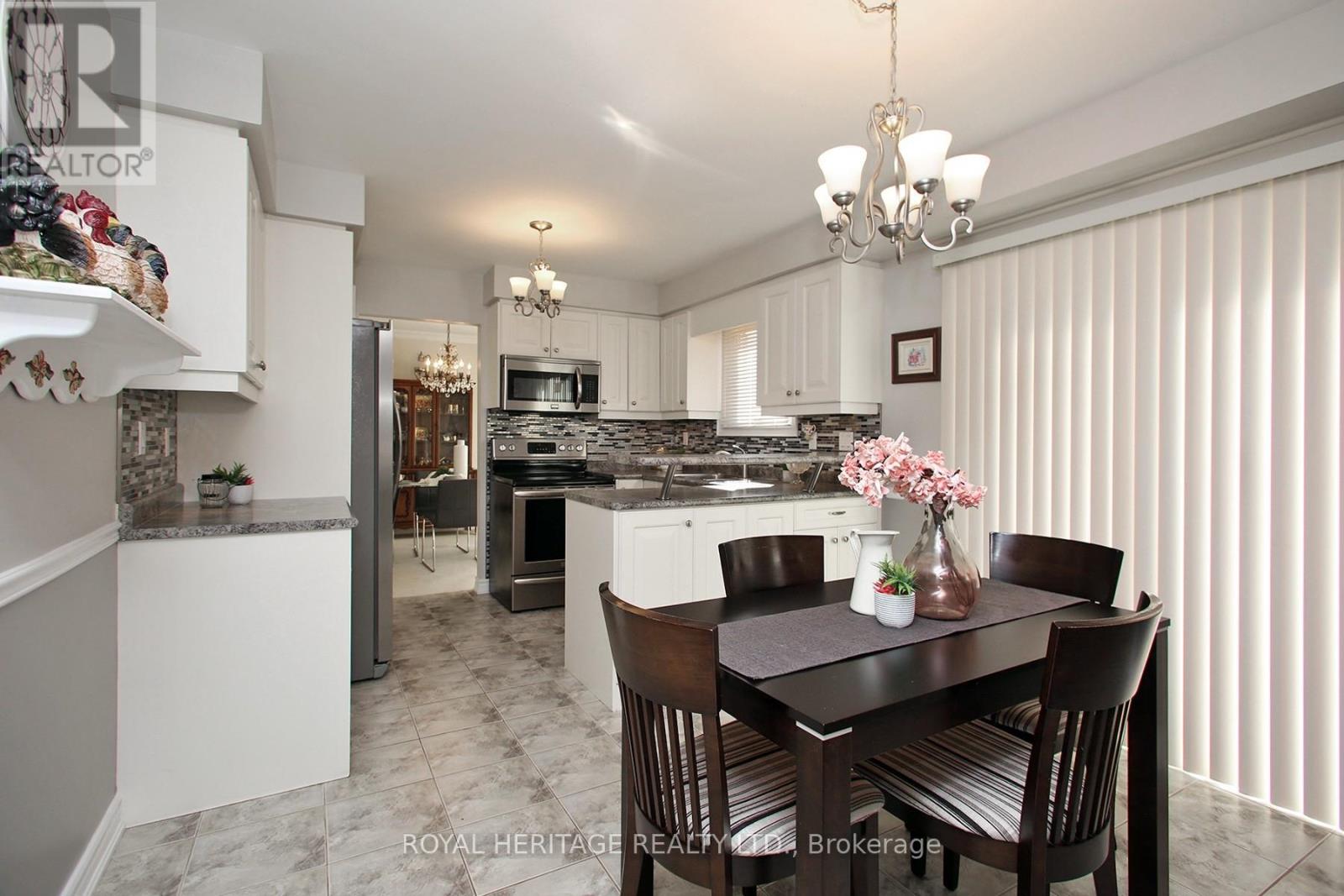 Photo 9 of 566 Creekview Circle, Pickering ON