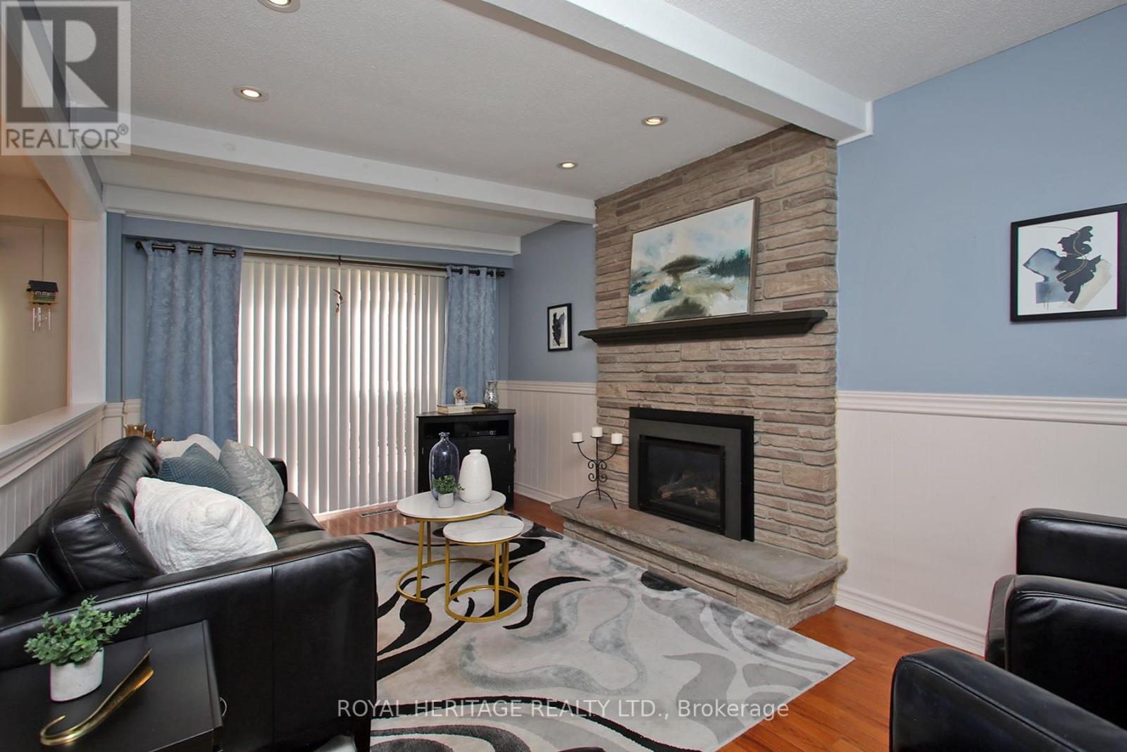 Photo 49 of 566 Creekview Circle, Pickering ON