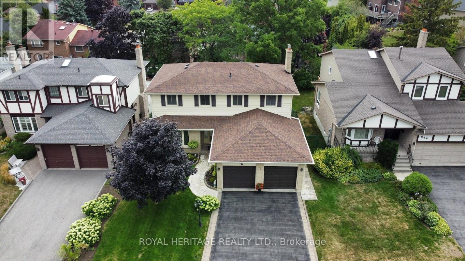 Photo 20 of 566 Creekview Circle, Pickering ON
