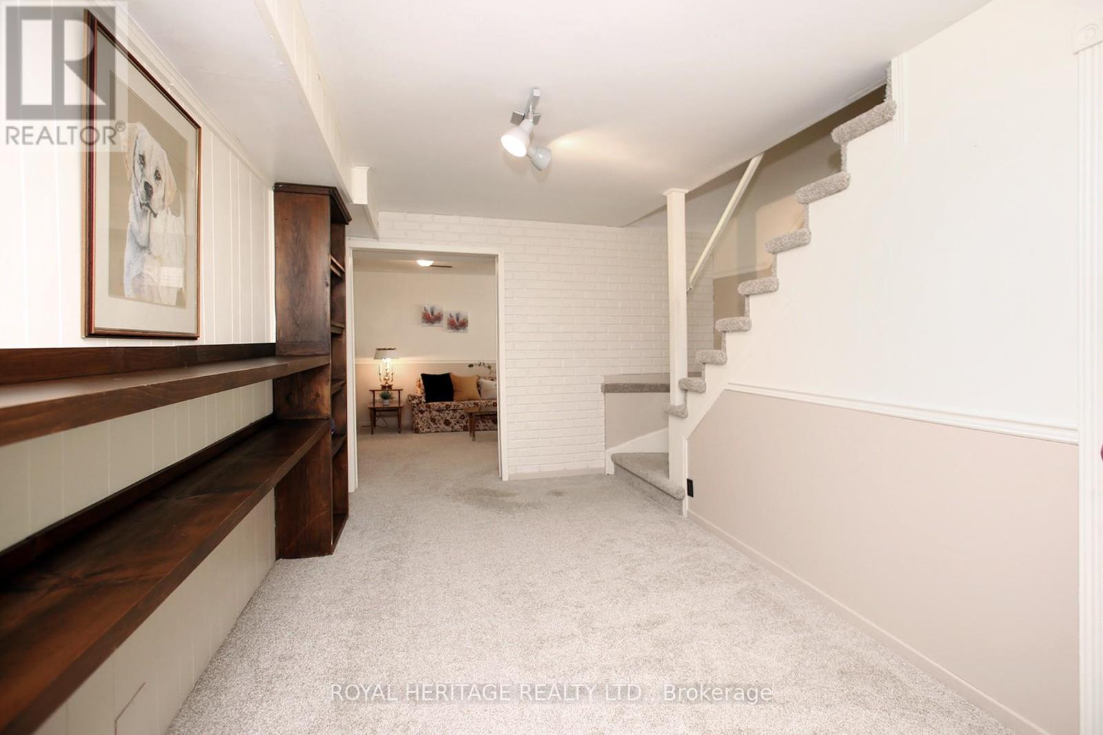 Photo 45 of 566 Creekview Circle, Pickering ON