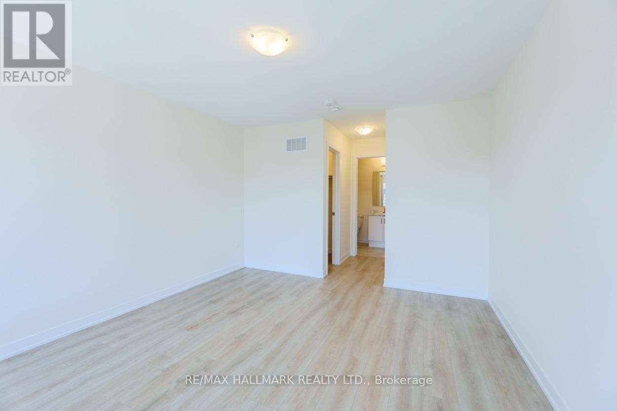 Photo 18 of 703 1695 Dersan Street, Pickering ON