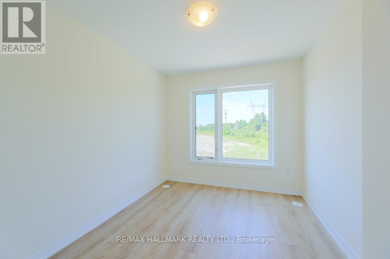 Photo 16 of 703 1695 Dersan Street, Pickering ON