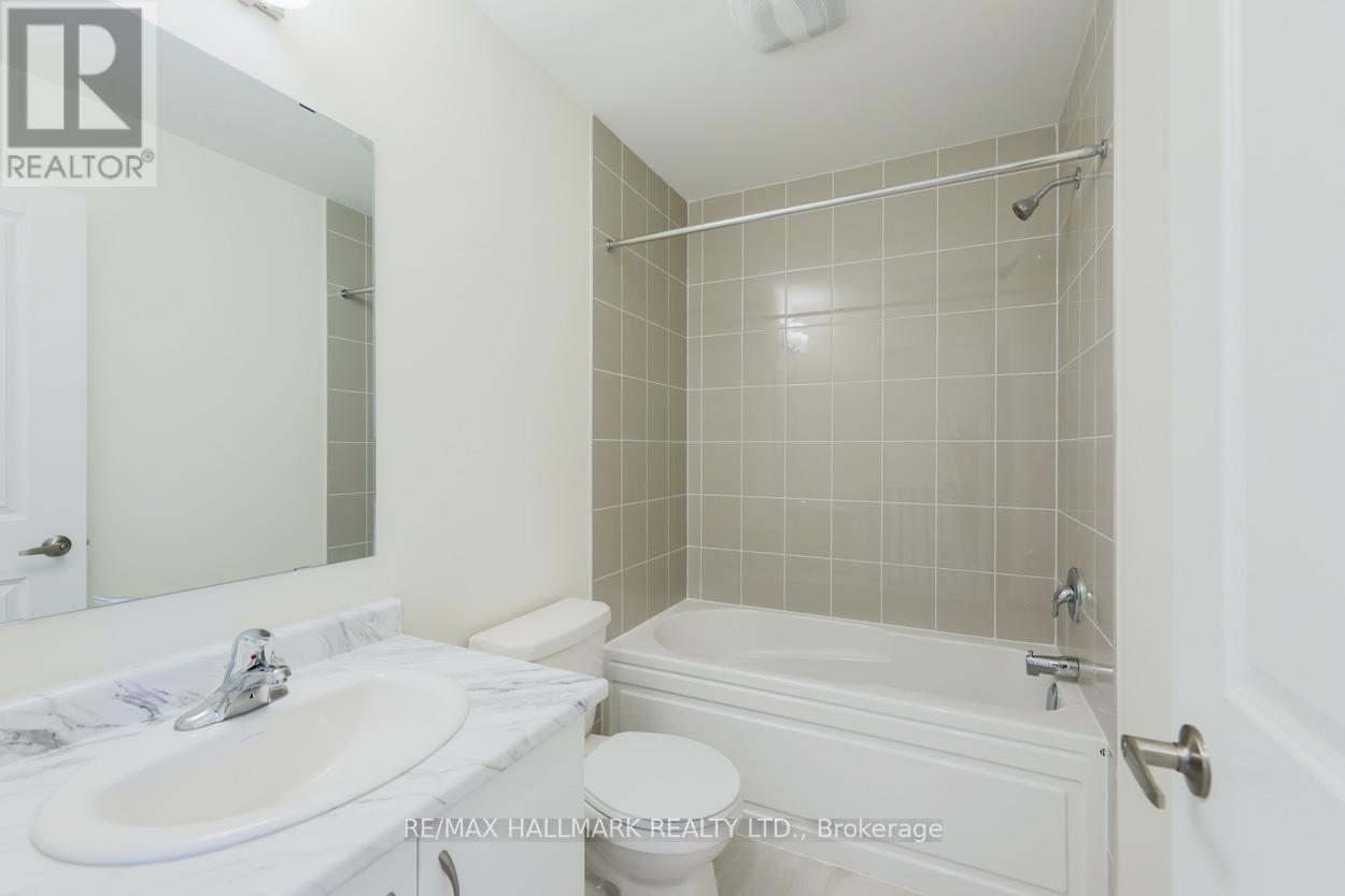 Photo 14 of 703 1695 Dersan Street, Pickering ON