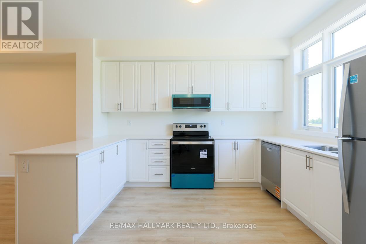 Photo 19 of 703 1695 Dersan Street, Pickering ON