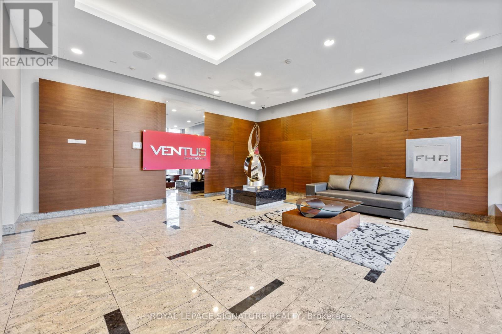Photo 21 of 921 181 Village Green Square, Toronto ON