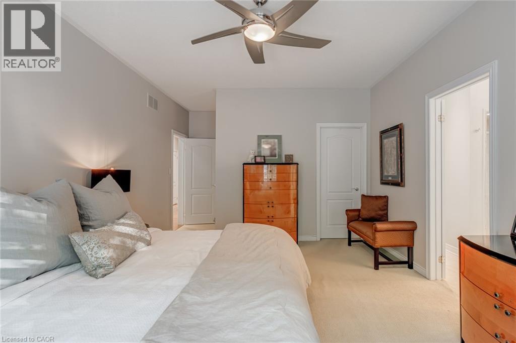 Photo 10 of 2372 Ravine Gate, Oakville ON