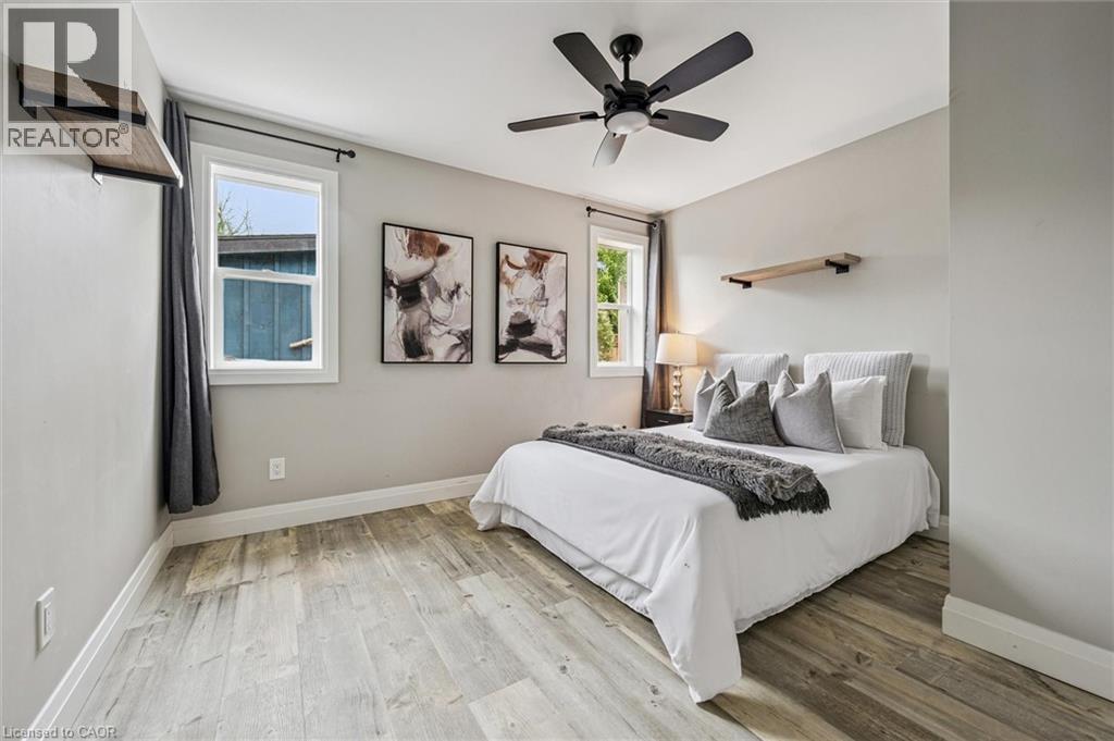 Photo 11 of 55 Stiefelmeyer Crescent, Baden ON