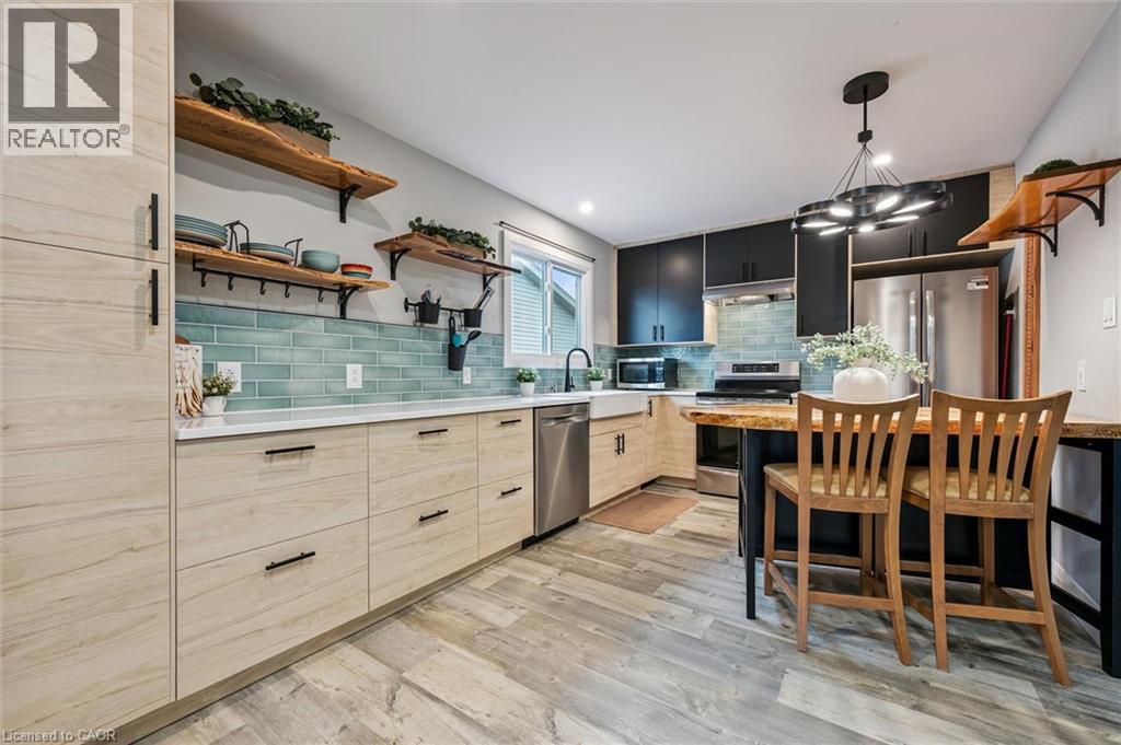 Photo 16 of 55 Stiefelmeyer Crescent, Baden ON
