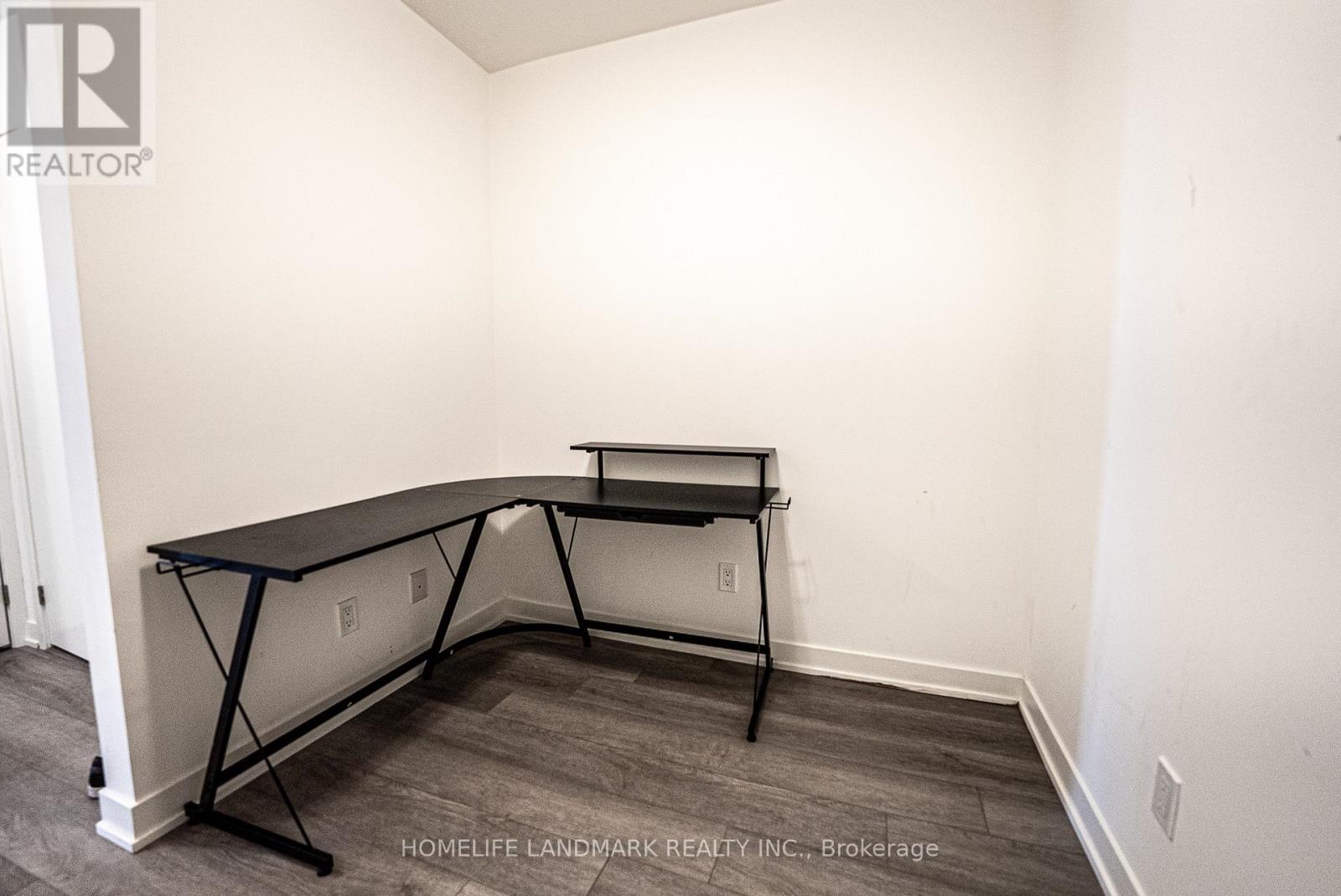 Photo 1 of 1701 B 292 Verdale Crossing, Markham ON
