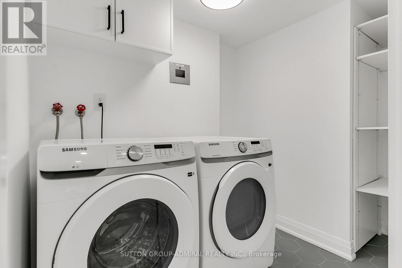 Photo 16 of 908 7601 Bathurst Street, Vaughan ON
